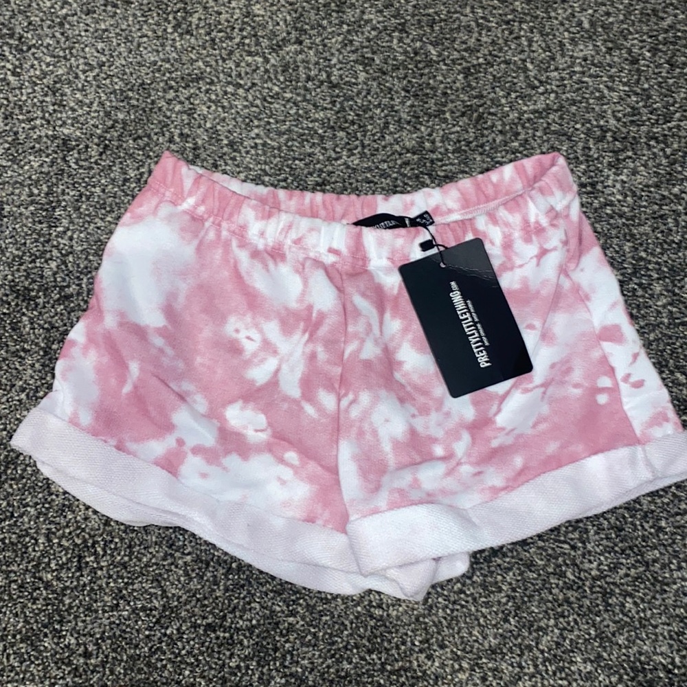 Great shorts. Great to wear as pjs too!!